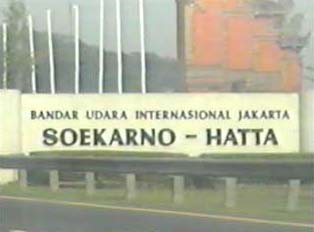 A sign for the Soekarno-Hatta International Airport